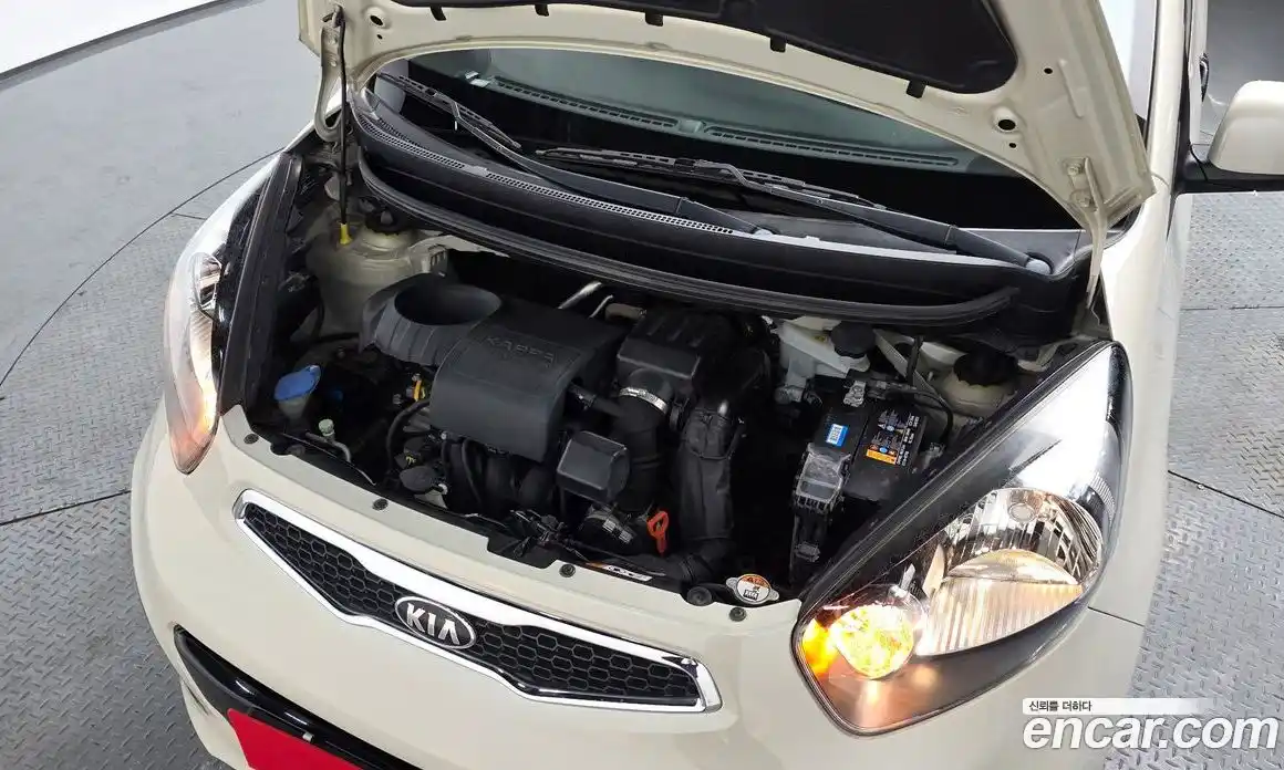 Kia Morning 2013 1.0 Автомат в Москве № 929500, фото 6