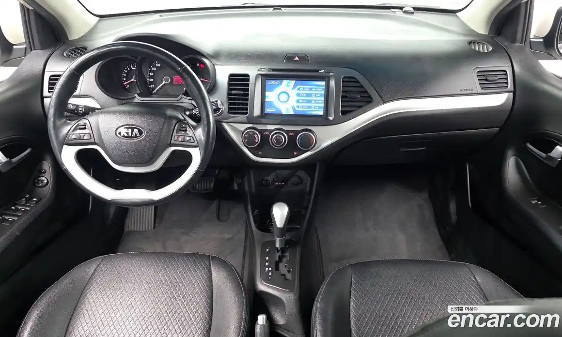 Kia Morning 2013 1.0 Автомат в Москве № 929500, фото 7