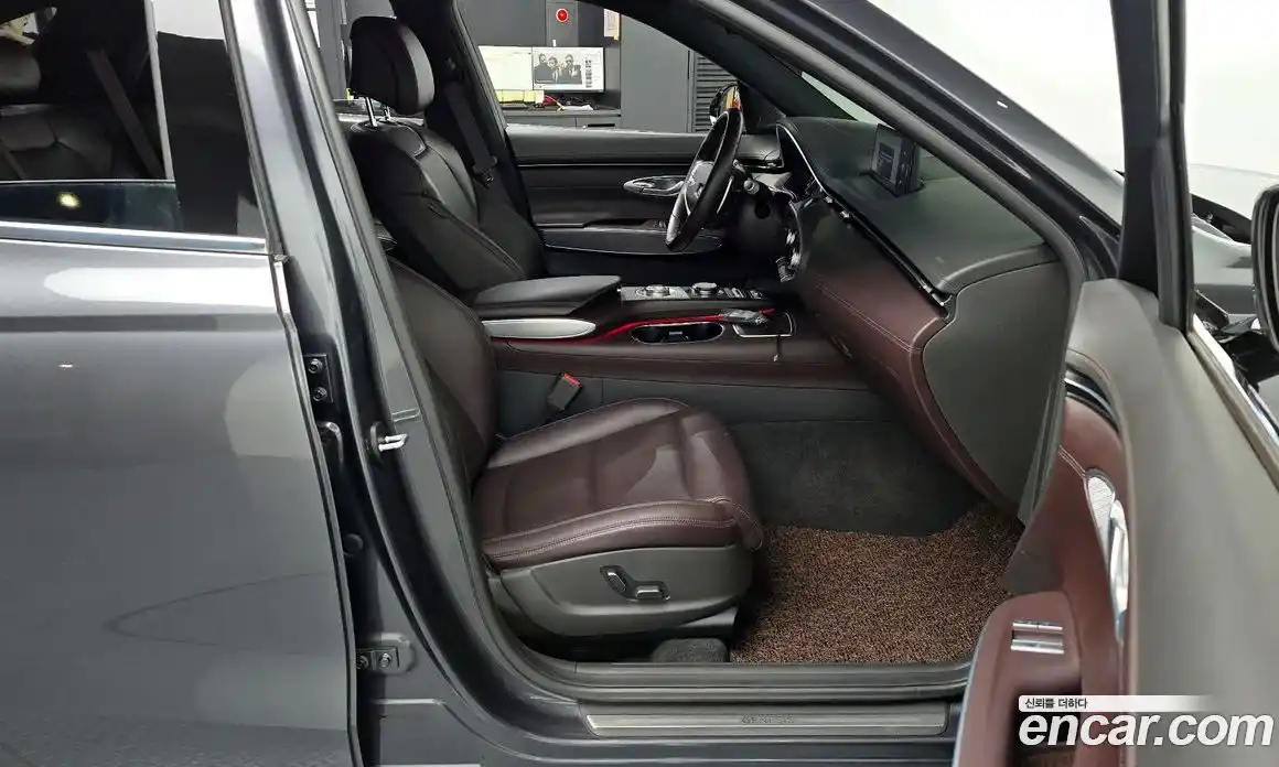 Genesis GV70 2021 2.2 Автомат в Москве № 930701, фото 10