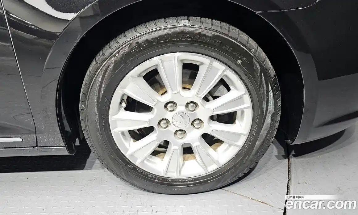 Chevrolet Alpheon 2013 2.4 Автомат в Москве № 935159, фото 5