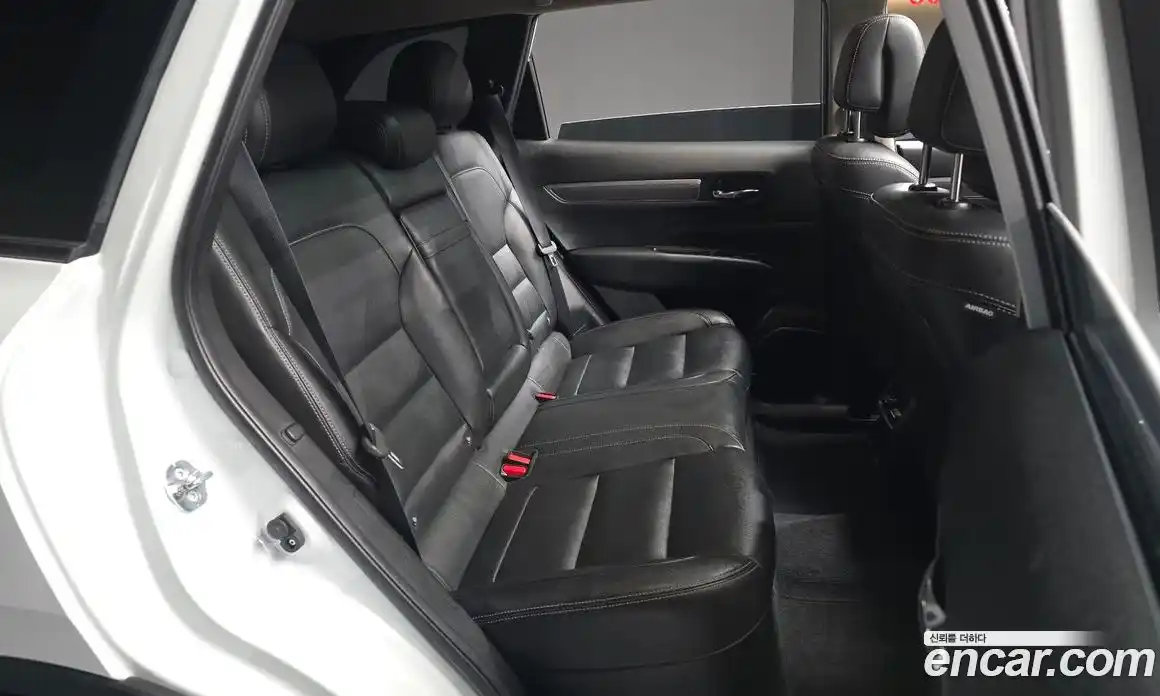 Renault QM6 2017 2.0 гидро в Москве № 937536, фото 12