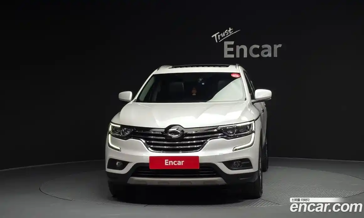 Renault QM6 2017 2.0 гидро в Москве № 937536, фото 3