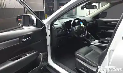 Renault QM6 2017 2.0 гидро в Москве № 937536, миниатюра 10