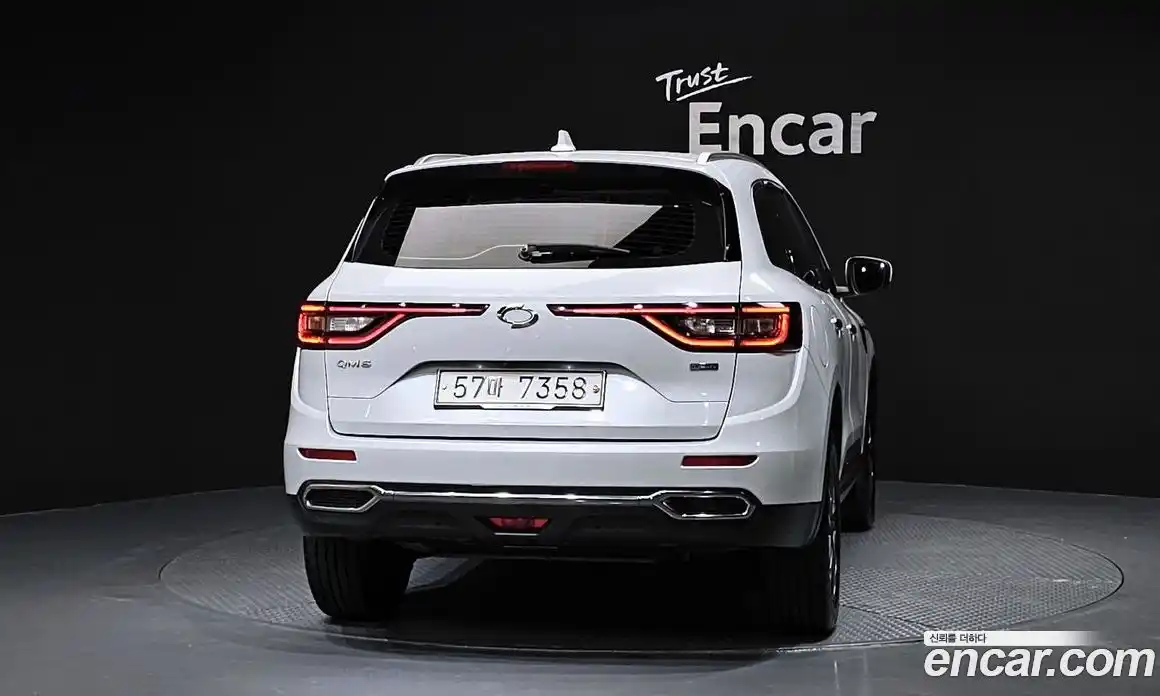 Renault QM6 2018 2.0 гидро в Москве № 938324, фото 4