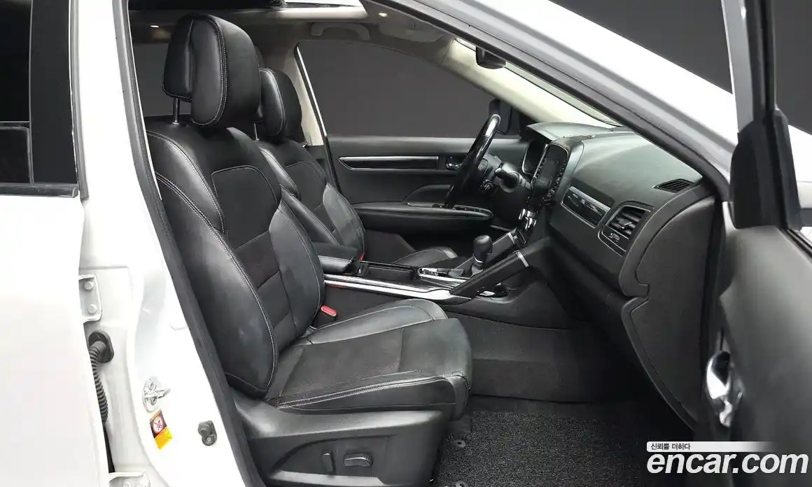 Renault QM6 2016 2.0 Автомат в Москве № 938352, фото 11