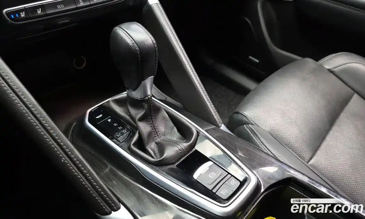 Renault QM6 2016 2.0 Автомат в Москве № 938352, фото 9