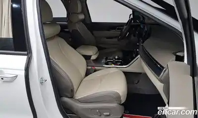 Kia Canival 2022 3.5 Автомат в Москве № 929570, миниатюра 11