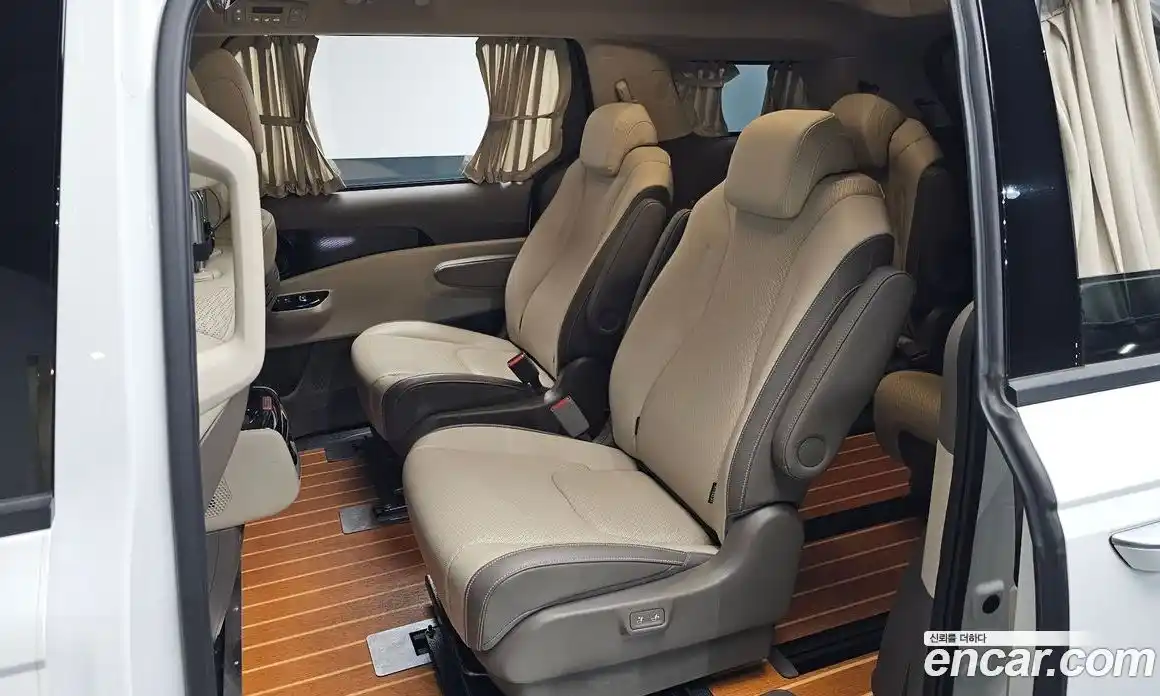 Kia Canival 2022 3.5 Автомат в Москве № 929570, фото 12