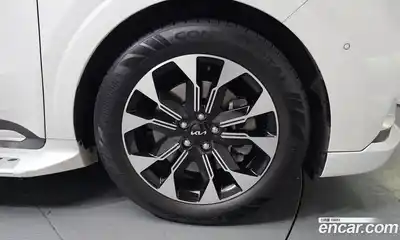 Kia Canival 2022 3.5 Автомат в Москве № 929570, миниатюра 5