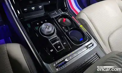 Kia Canival 2022 3.5 Автомат в Москве № 929570, миниатюра 9