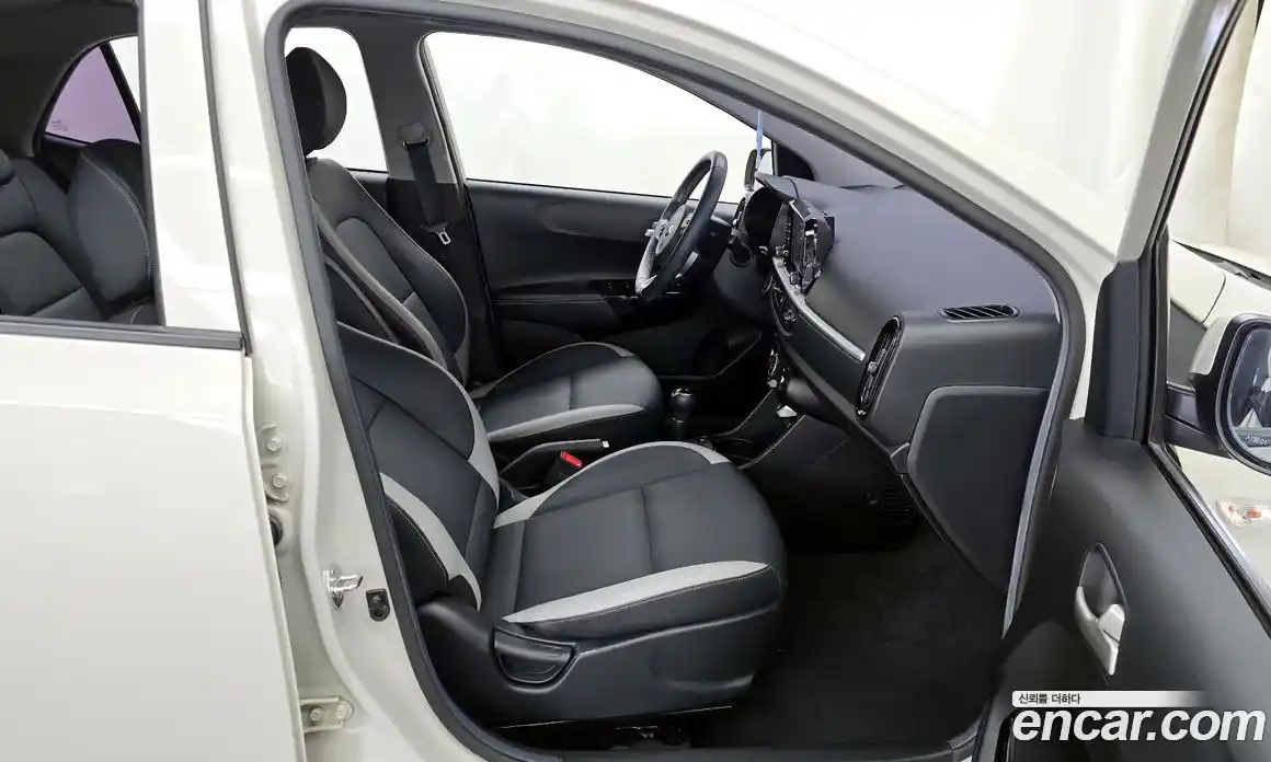 Kia Morning 2018 1.0 Автомат в Москве № 929966, фото 11