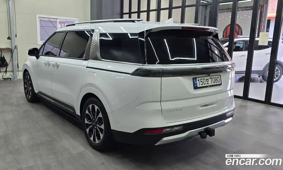 Kia Canival 2022 2.2 Автомат в Москве № 930101, фото 5