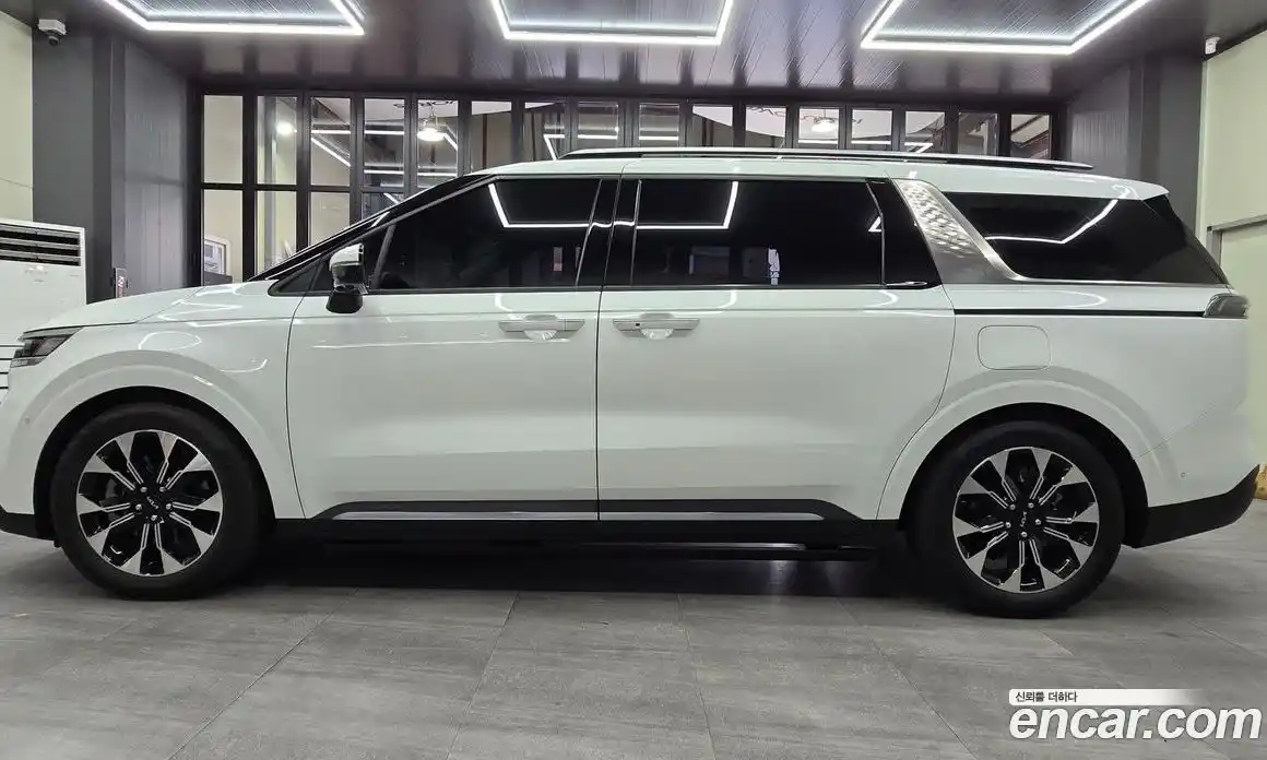 Kia Canival 2022 2.2 Автомат в Москве № 930101, фото 7