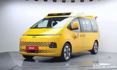 Hyundai Staria, 2022