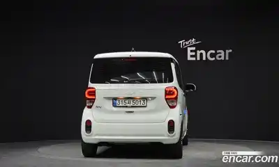 Kia Ray 2022 1.0 Автомат в Москве № 929783, миниатюра 4