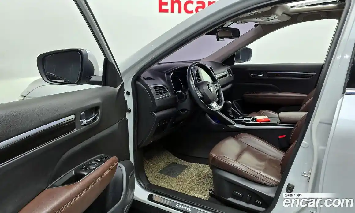 Renault QM6 2016 2.0 гидро в Москве № 938146, фото 11