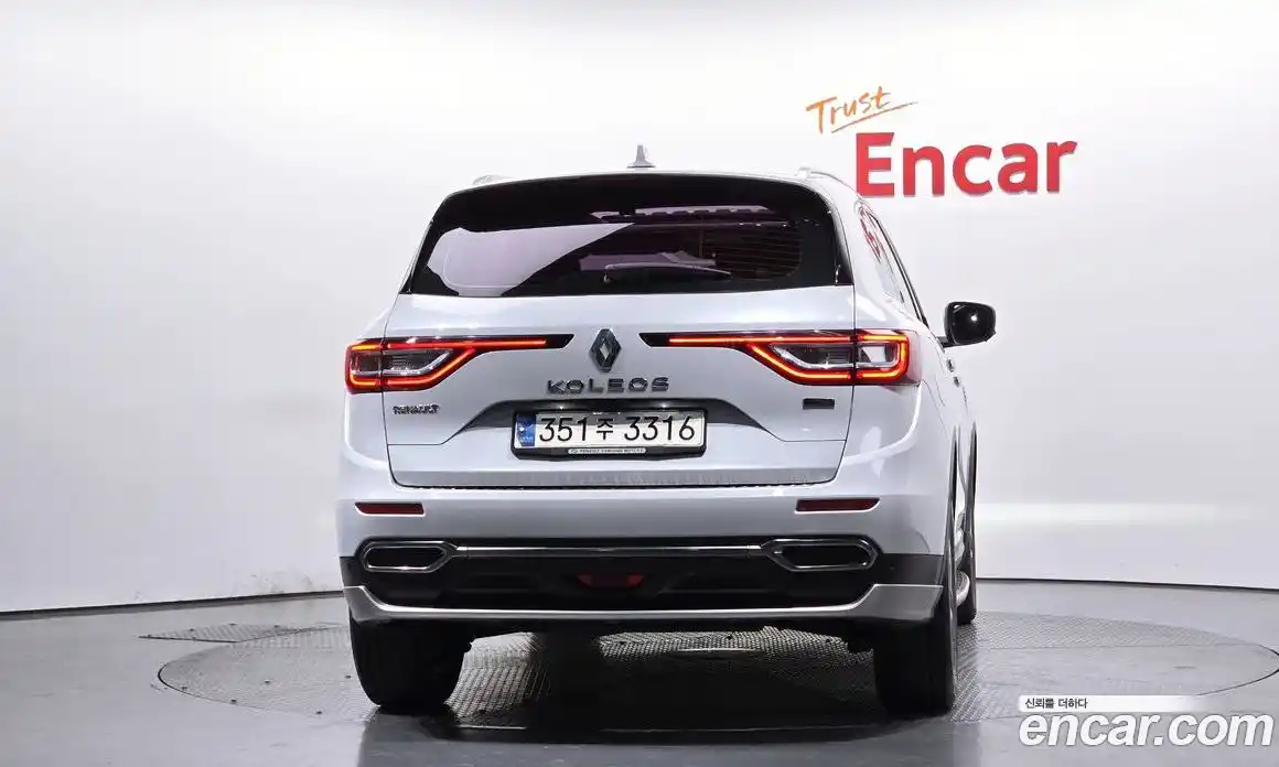 Renault QM6 2016 2.0 гидро в Москве № 938146, фото 4
