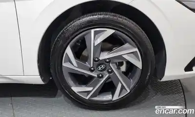 Hyundai Avante 2024 1.6 гидро в Москве № 926372, миниатюра 5