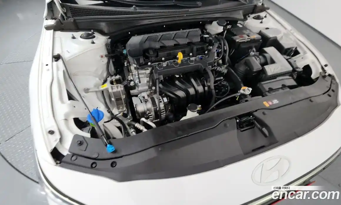 Hyundai Avante 2024 1.6 гидро в Москве № 926372, фото 6