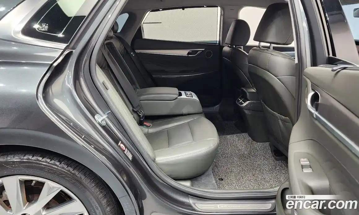 Hyundai Grandeur 2020 2.4 Автомат в Москве № 927299, фото 12