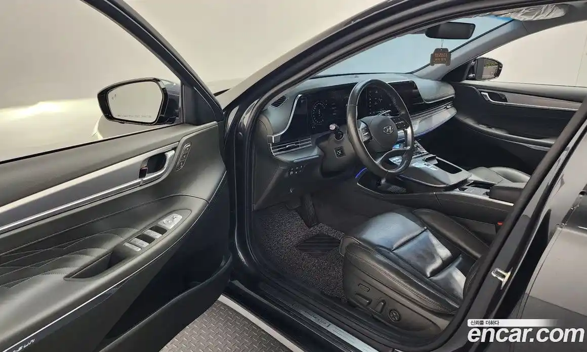 Hyundai Grandeur 2020 2.4 Автомат в Москве № 927299, фото 10