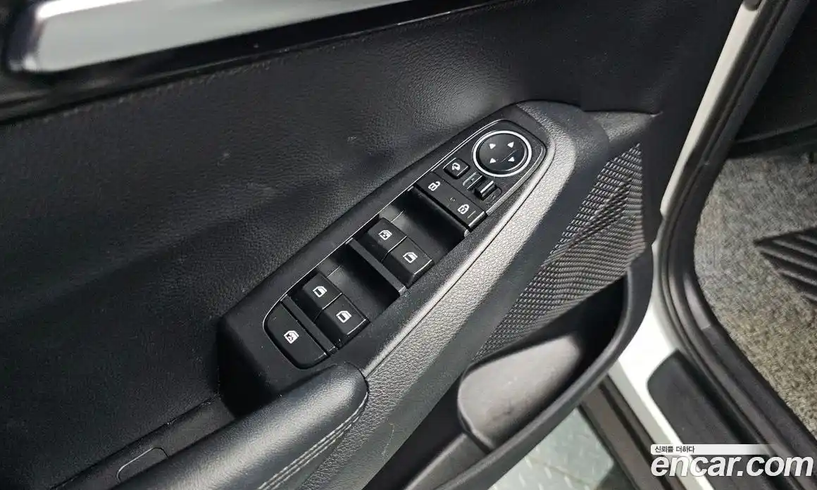 Kia Seltos 2022 1.6 Автомат в Москве № 930023, фото 17