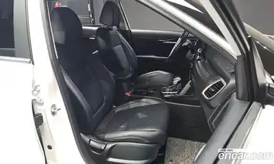 Kia Seltos 2022 1.6 Автомат в Москве № 930023, миниатюра 10