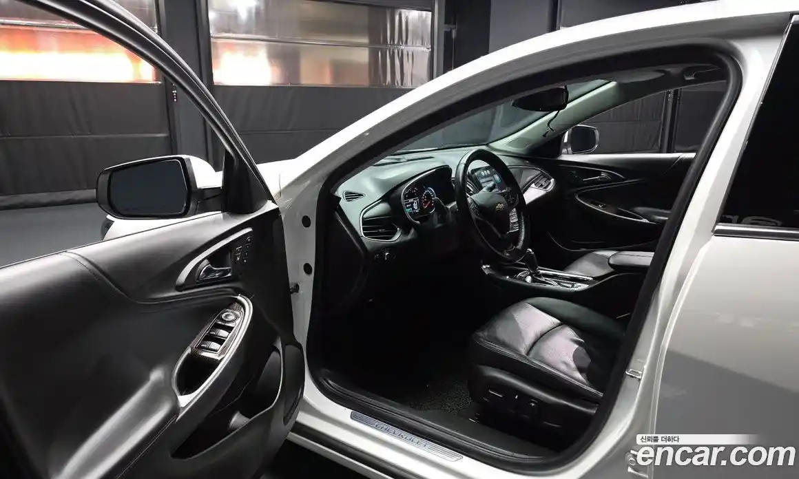 Chevrolet Malibu 2016 1.5 Автомат в Москве № 936119, фото 10