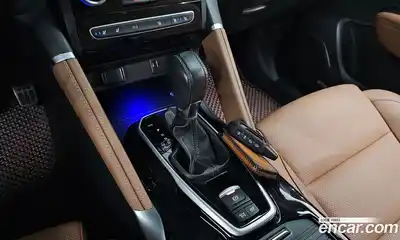 Renault QM6 2021 2.0 Автомат в Москве № 937187, миниатюра 9