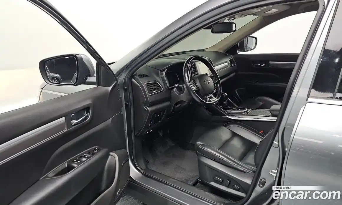 Renault QM6 2018 2.0 гидро в Москве № 937710, фото 11