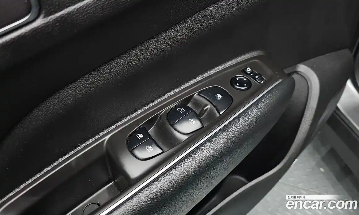 Renault QM6 2018 2.0 гидро в Москве № 937710, фото 12