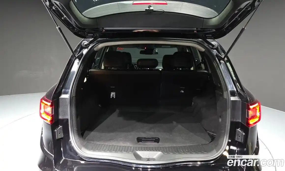 Renault QM6 2017 2.0 гидро в Москве № 937777, фото 20