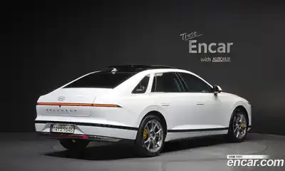 Hyundai Grandeur 2023 1.6 Автомат в Москве № 926663, миниатюра 2