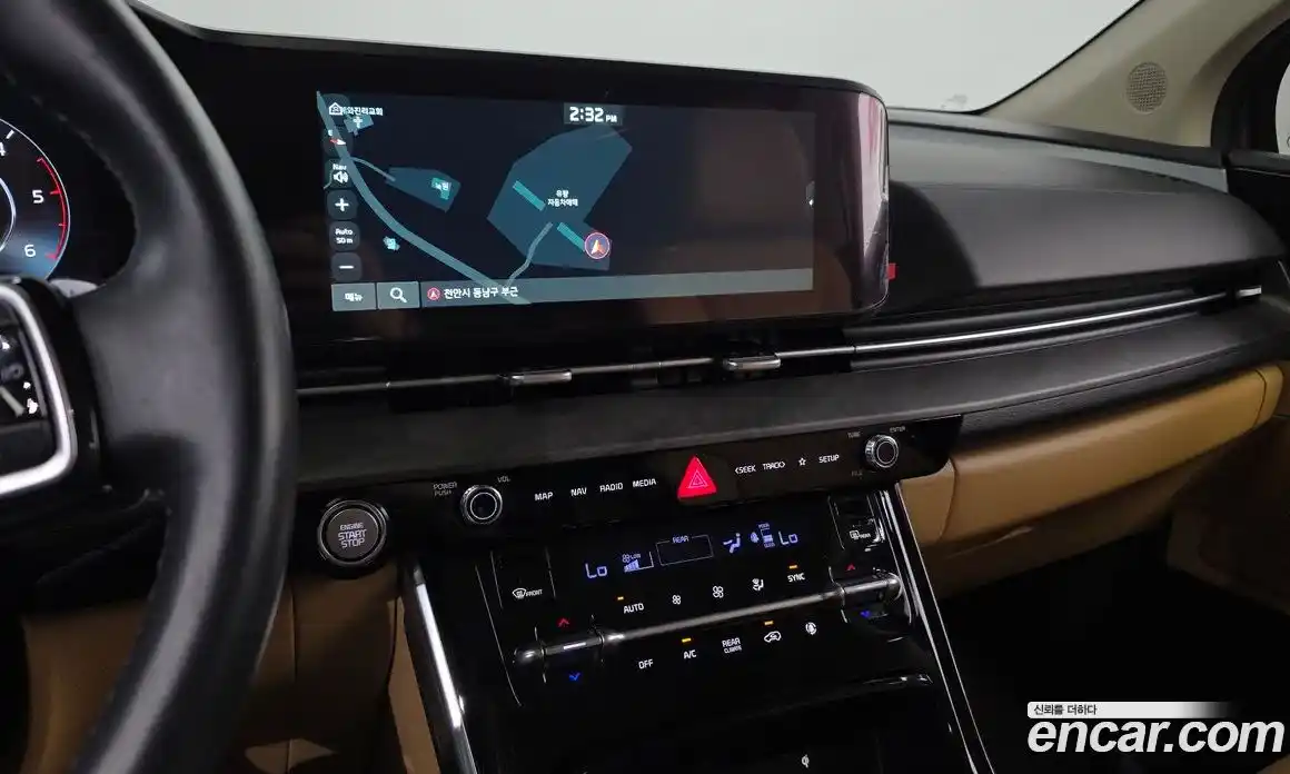 Kia Canival 2022 2.2 Автомат в Москве № 929515, фото 15