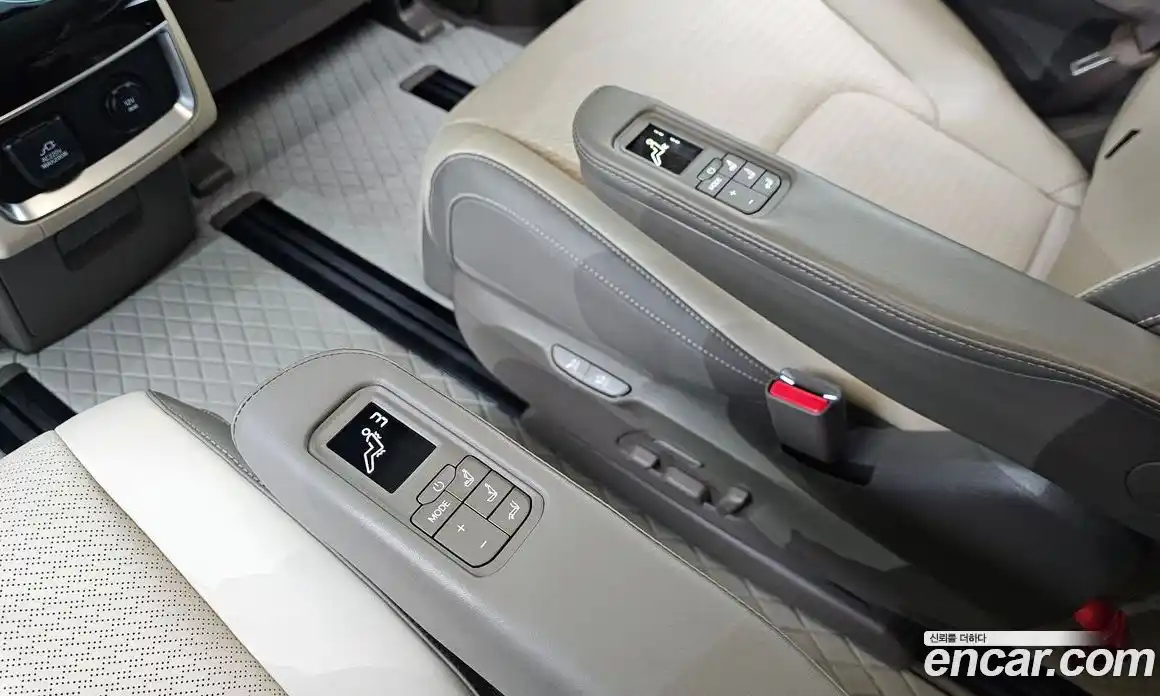 Kia Canival 2024 3.5 Автомат в Москве № 855200, фото 17