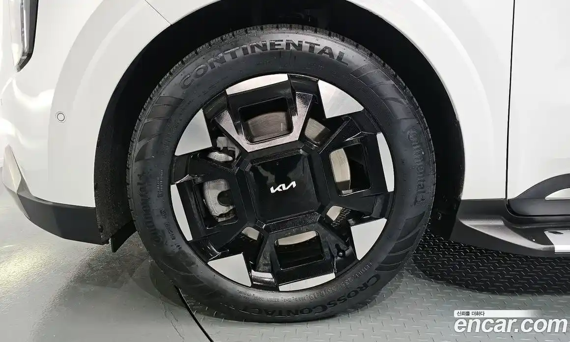 Kia Canival 2024 3.5 Автомат в Москве № 855200, фото 5