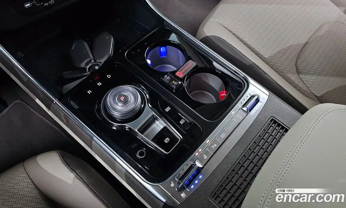 Kia Canival 2024 3.5 Автомат в Москве № 855200, фото 9