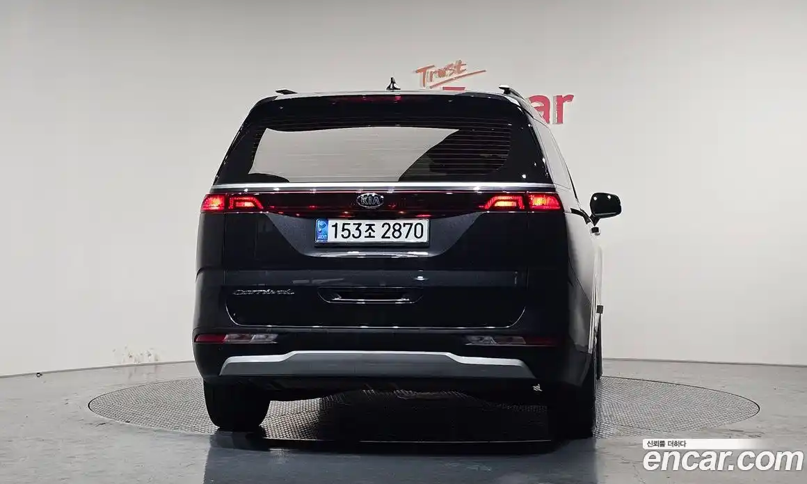 Kia Canival 2021 2.2 Автомат в Москве № 928870, фото 4