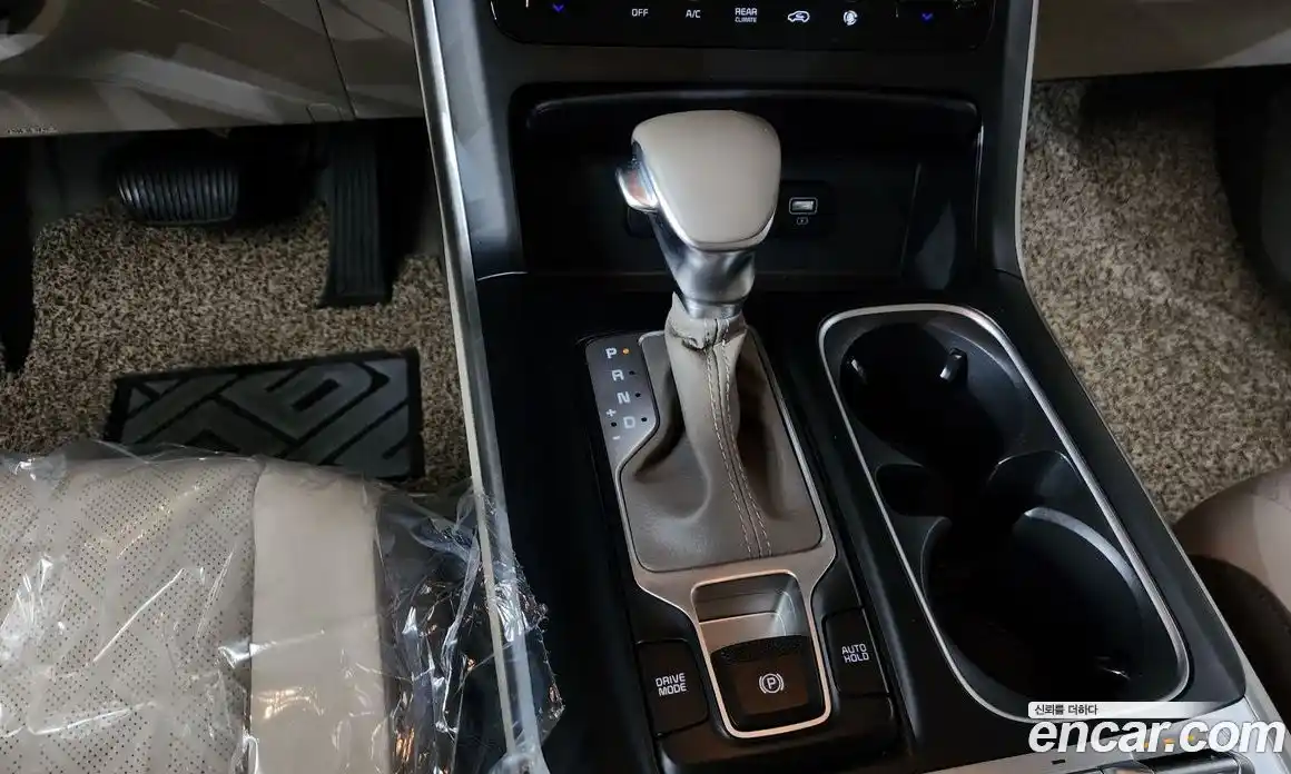 Kia Canival 2021 2.2 Автомат в Москве № 928870, фото 9