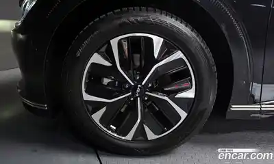 Kia EV6 2023 0.1 Автомат в Москве № 929607, миниатюра 5