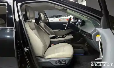 Kia EV6 2023 0.1 Автомат в Москве № 929607, миниатюра 10