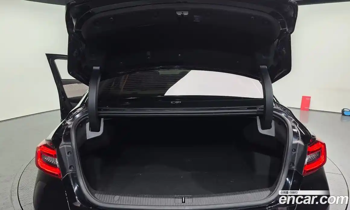 Renault SM6 2018 1.6 Автомат в Москве № 938178, фото 20