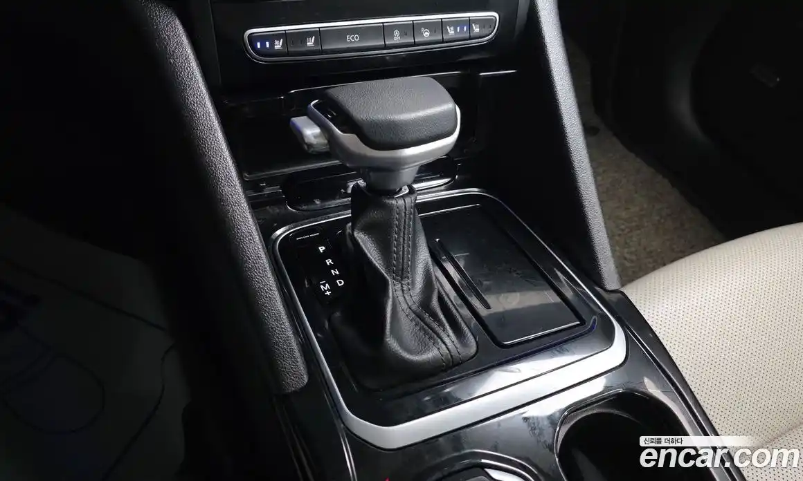 Renault SM6 2018 1.6 Автомат в Москве № 938178, фото 9