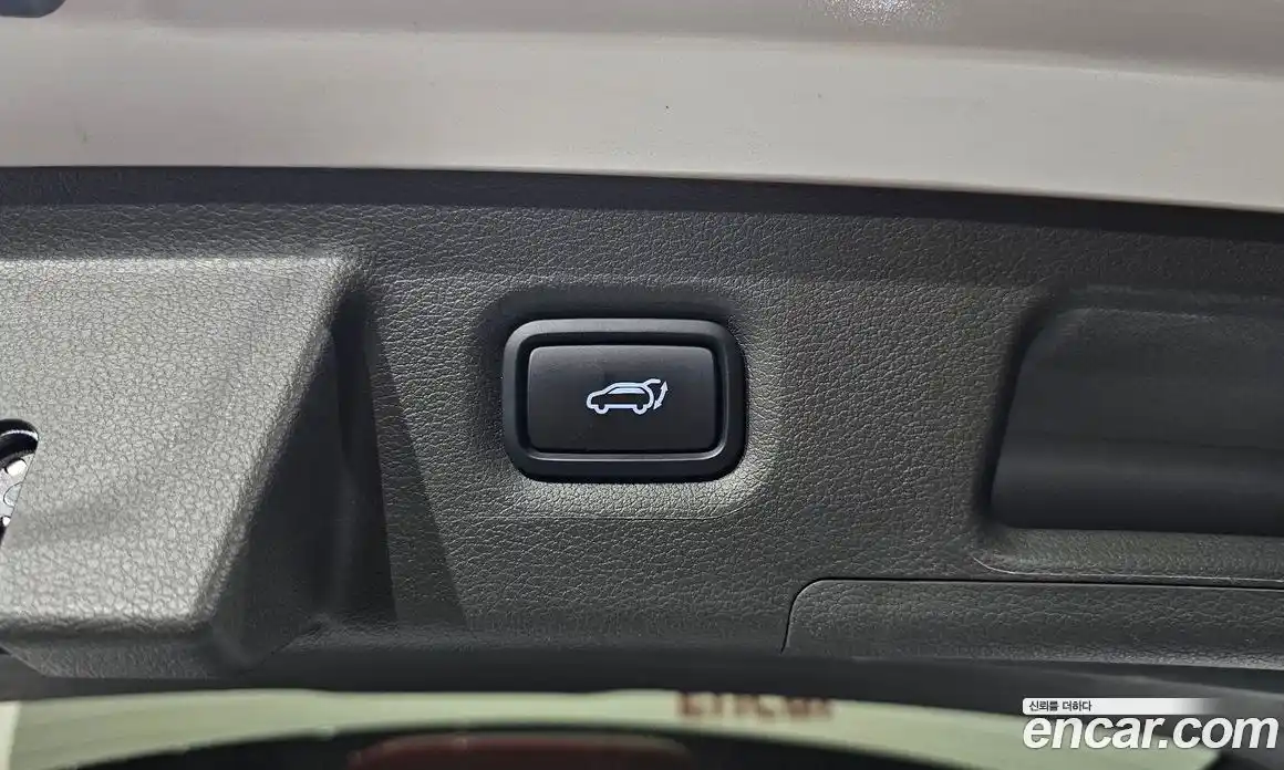 Hyundai Santa Fe 2023 1.6 гидро в Москве № 124555, фото 20