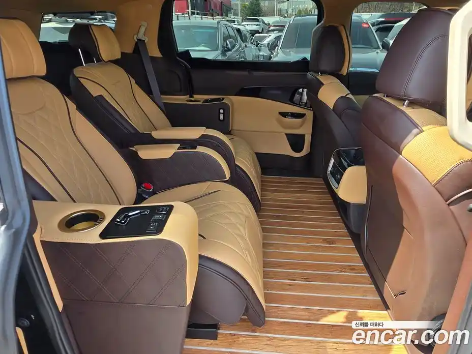 Kia Canival 2022 3.5 Автомат в Москве № 929319, фото 13