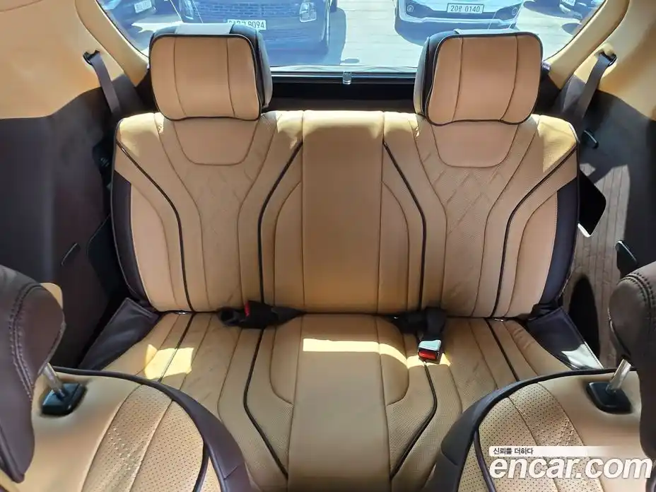 Kia Canival 2022 3.5 Автомат в Москве № 929319, фото 16