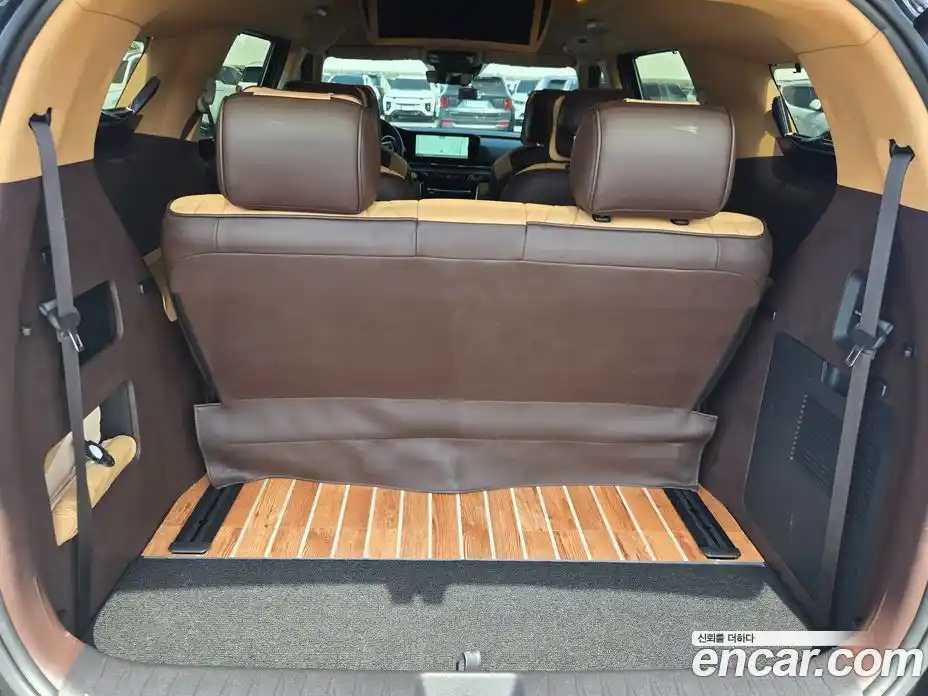 Kia Canival 2022 3.5 Автомат в Москве № 929319, фото 17