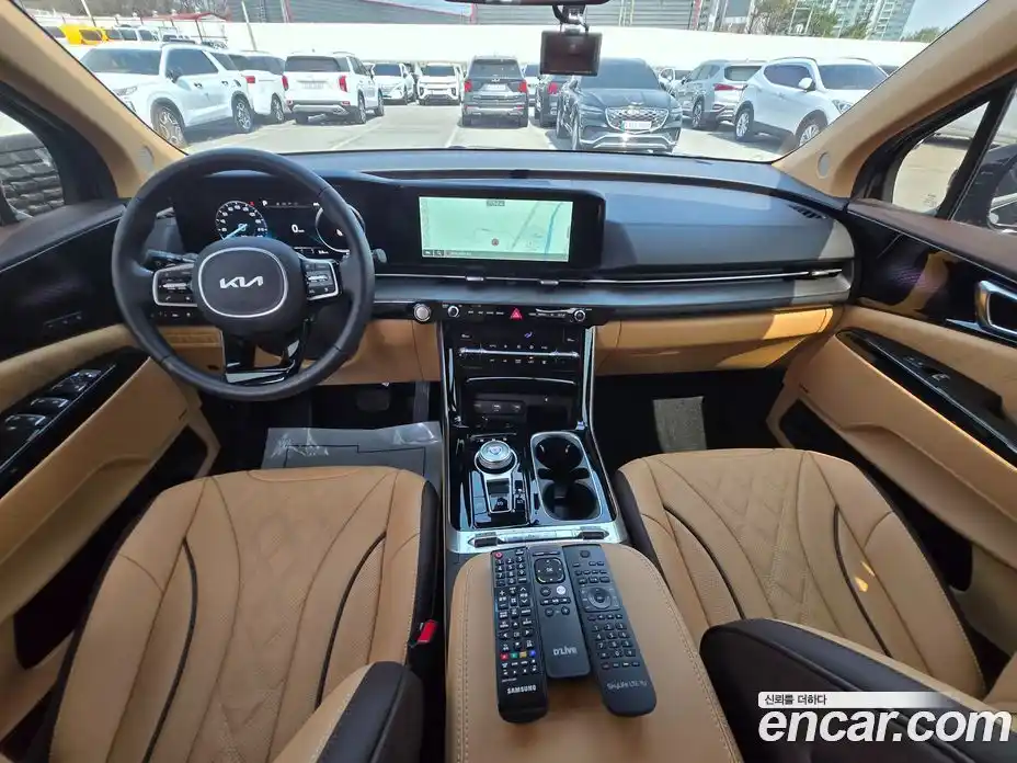 Kia Canival 2022 3.5 Автомат в Москве № 929319, фото 8