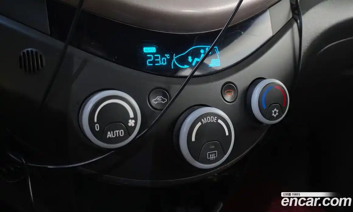 Chevrolet Spark 2012 1.0 гидро в Москве № 935812, фото 15