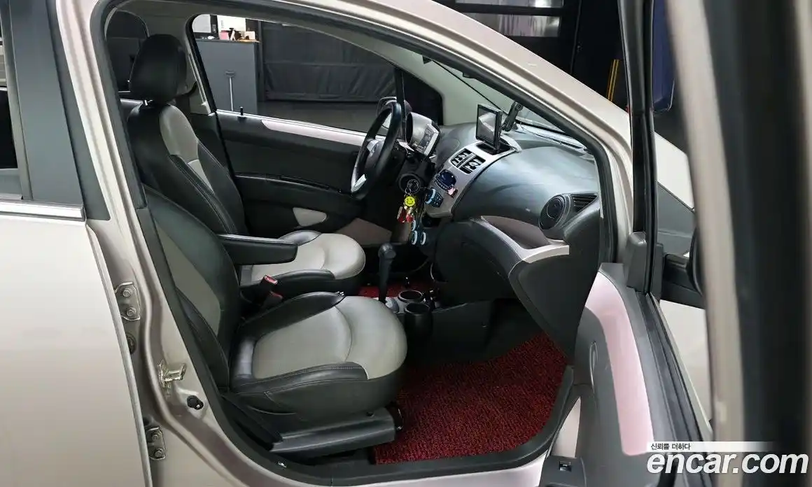 Chevrolet Spark 2012 1.0 гидро в Москве № 935812, фото 20